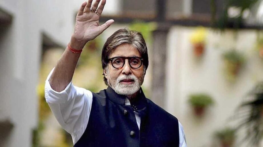 amitabh-bachchans-biography-and-achievements-very-inspiring-tap-to-take-a-look-3-920×517-920×517