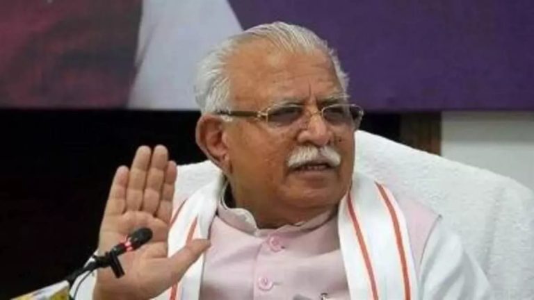 Haryana Election 2024: सीएम मनोहर लाल का बड़ा निशाना, बोले- “पहले की सरकार जनता को लूटती थी और कूटती भी थी”