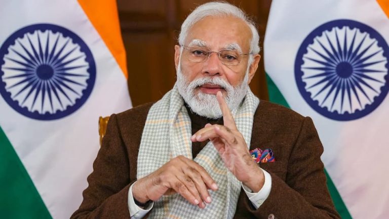 PM Modi: उपराष्ट्रपति धनखड़ की मिमिक्री वाली घटना! पीएम मोदी ने उपराष्ट्रपति को किया फोन, कहा- ’20 साल से मैं भी सह रहा हूं अपमान…’