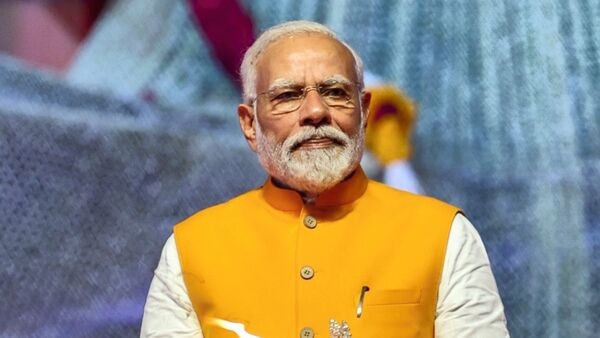 PM Modi: ‘पहले सरकार खुद को जनता का माई बाप समझती थी…’, चुनाव के नतीजों से पहले बोले पीएम
